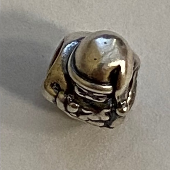 🎄 🎅 Santa - Pandora - NWOT - retired SOLD OUT - Picture 5 of 8